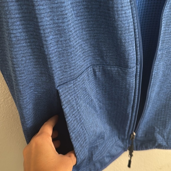 ROBERT GRAHAM Men’s Waffle Skull Embroidered Full Zip Fleece Vest - Picture 4 of 8